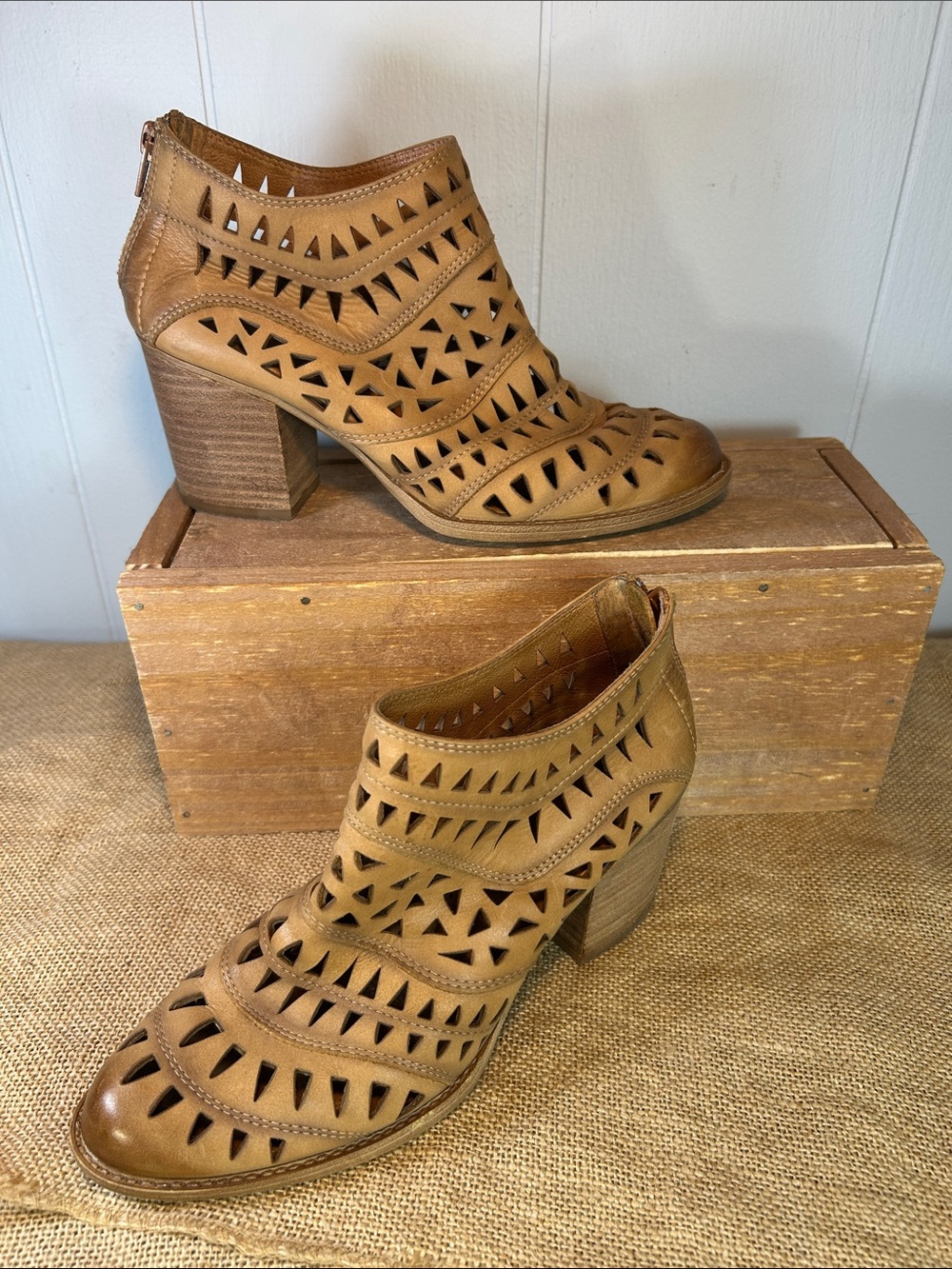 Sofft Westwood Laser Cutout Leather Ankle Booties